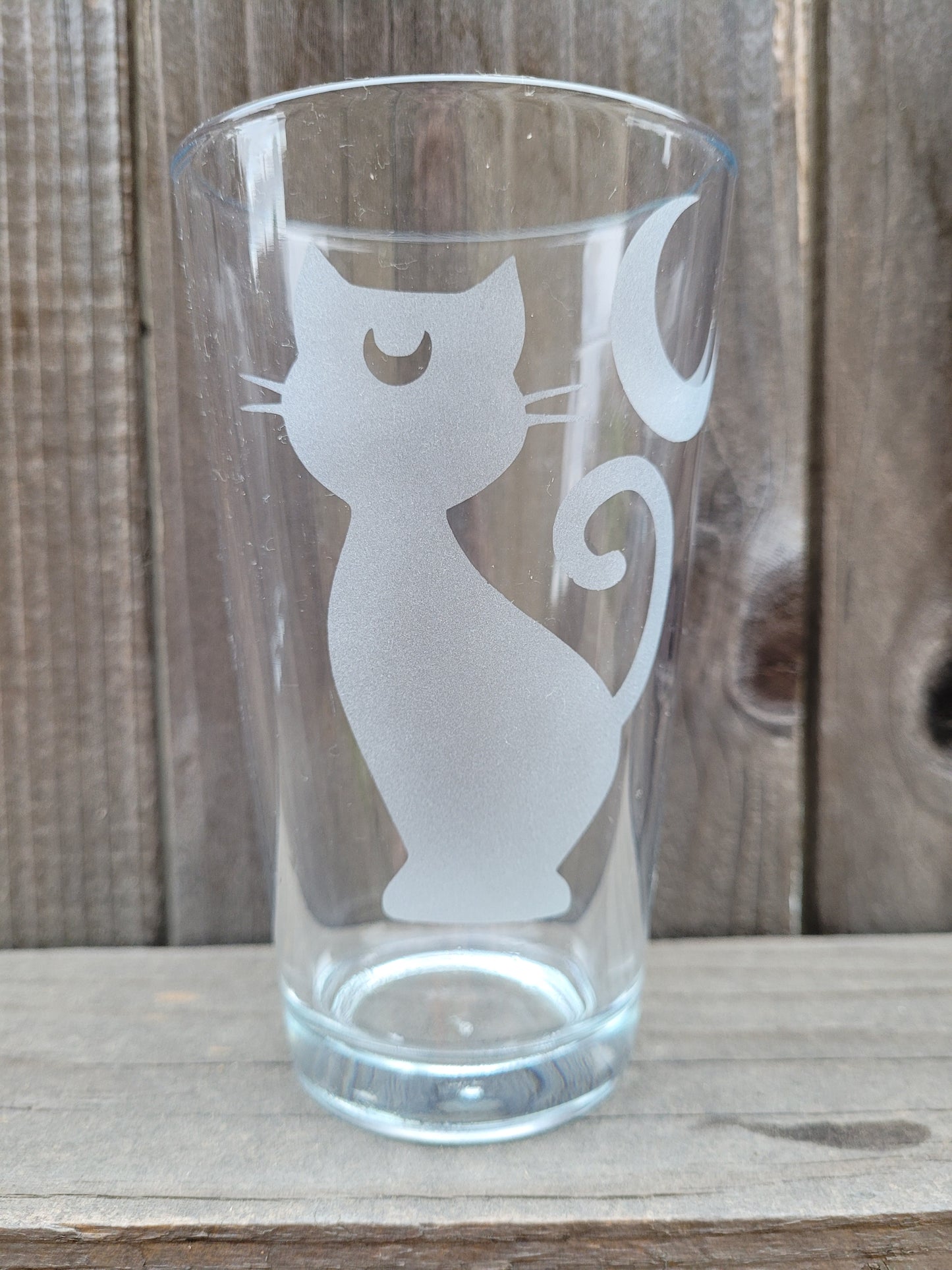 Luna (Full Body, Sailor Moon) Pint Glass - Made to Order