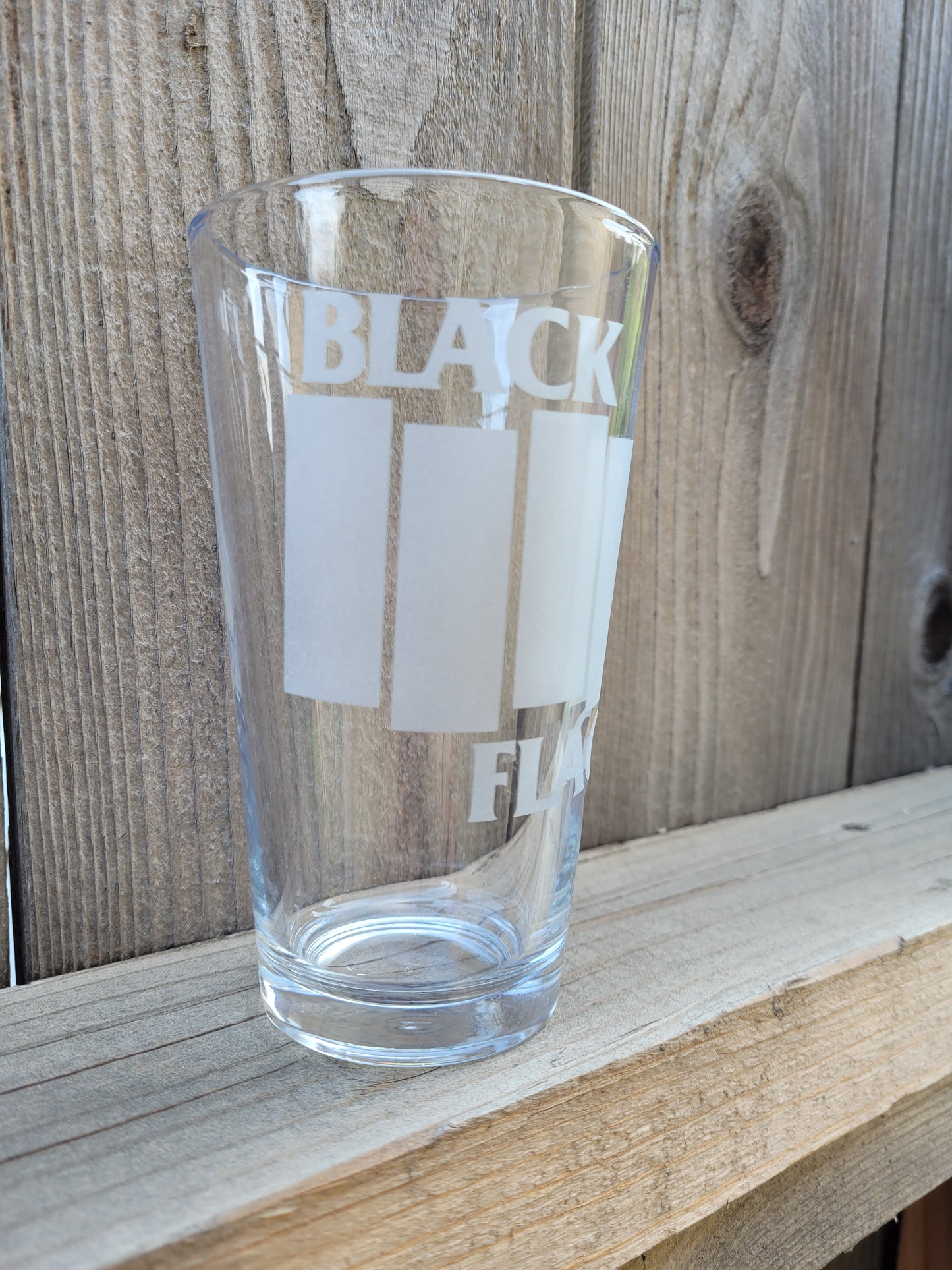Black Flag Pint Glass - Made to Order