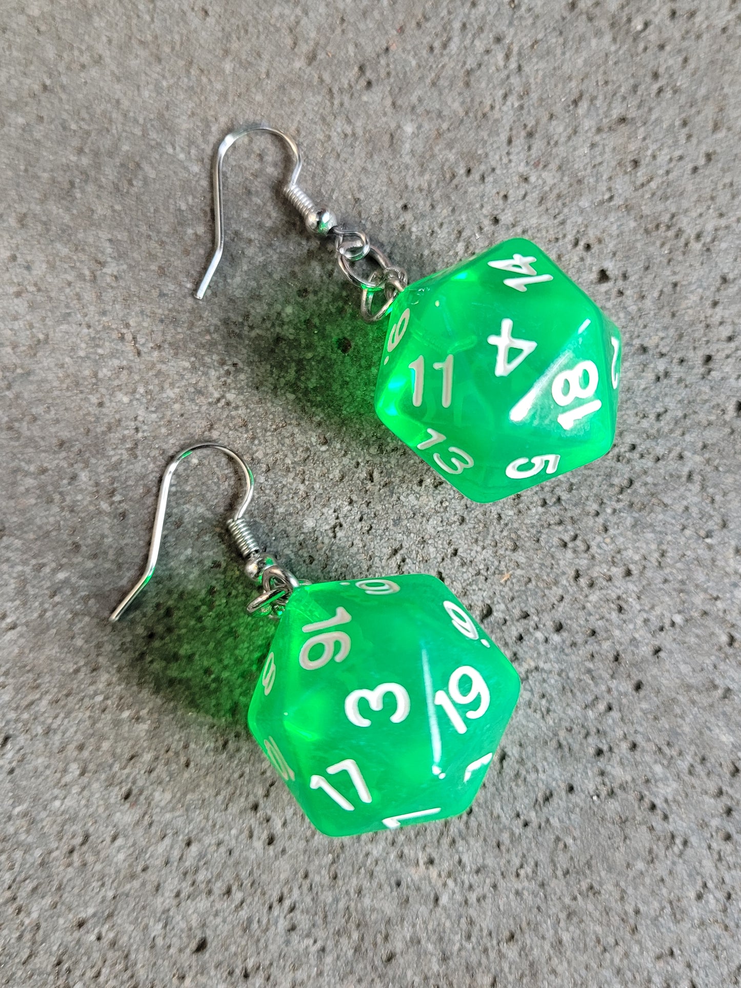 D20 polyhedral dice earrings - Green