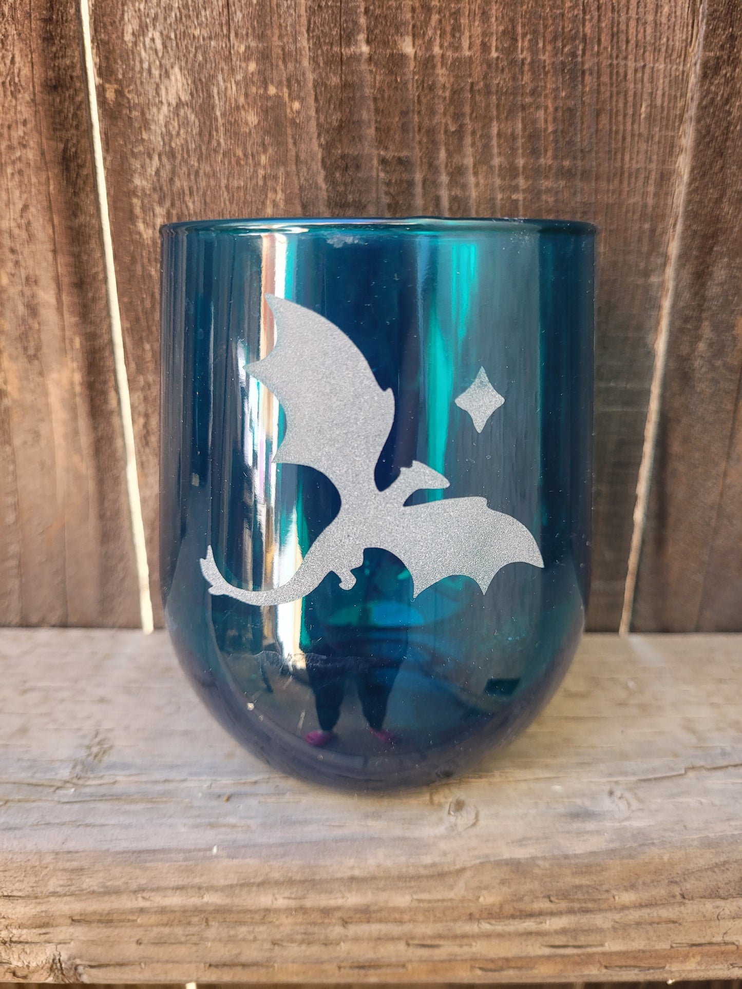 Dragon stemless green wine glass