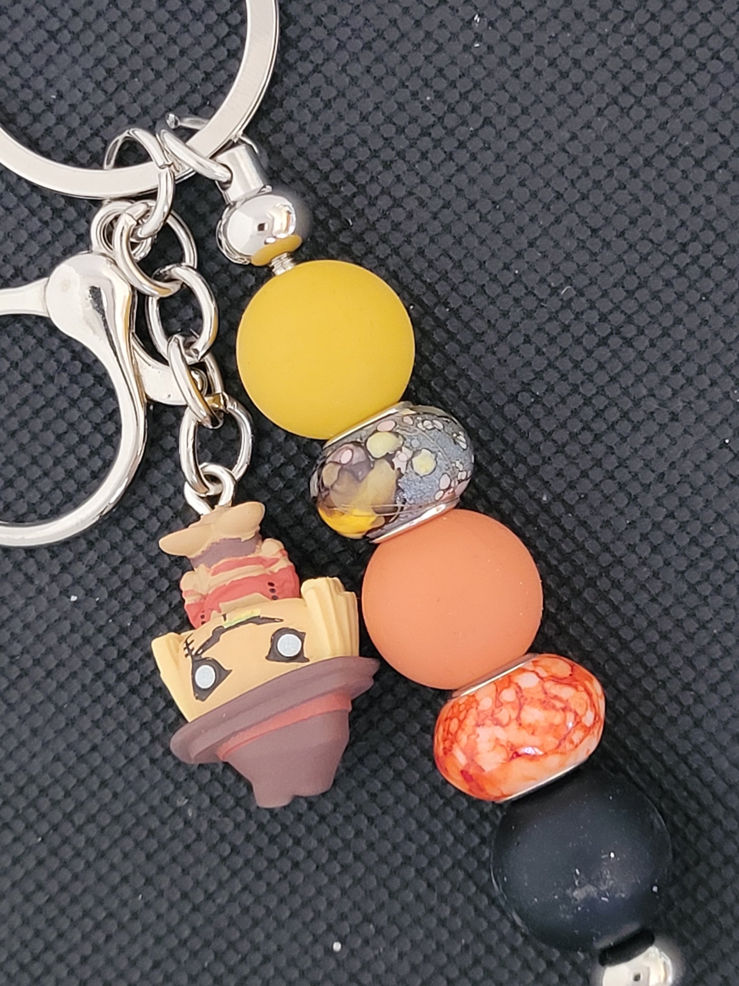 Scarecrow bitty pop beaded keychain