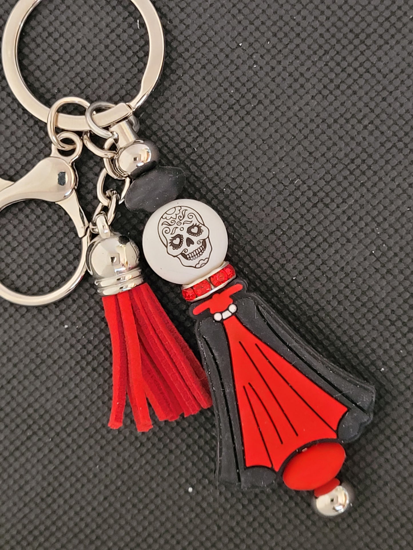 Vampire cape with skull beaded keychain