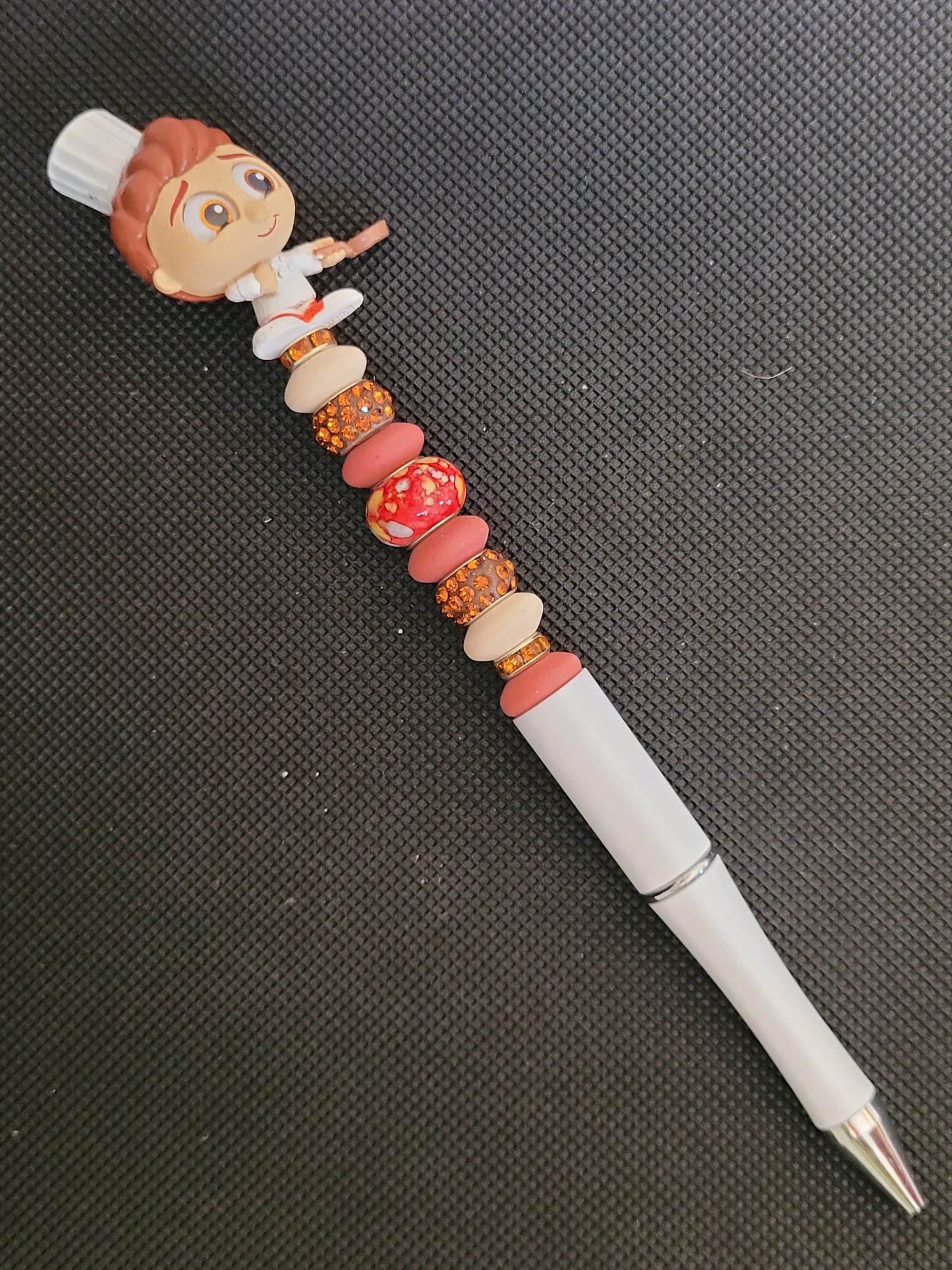 Doorables Alfredo Linguini beaded writing pen