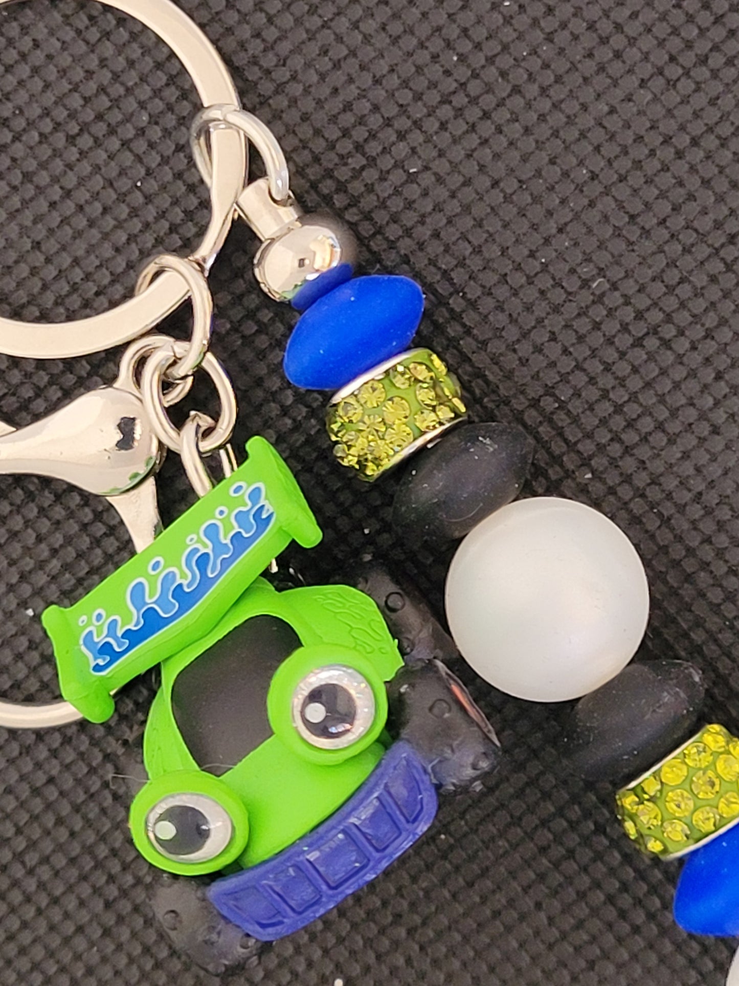 Doorables Speed Buggy beaded keychain