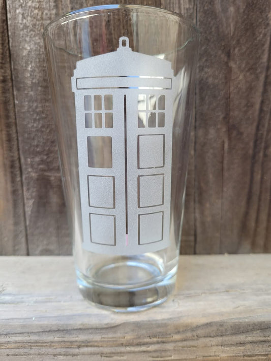 Tardis (Dr. Who) Pint Glass - Made to Order