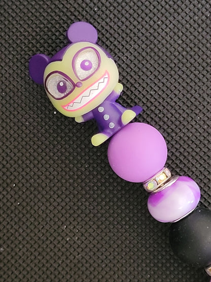 Doorables glow in the dark vampire toy (nbc) beaded writing pen